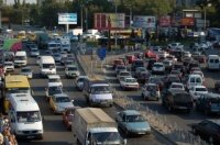 Americans throw away billions sitting in traffic each year